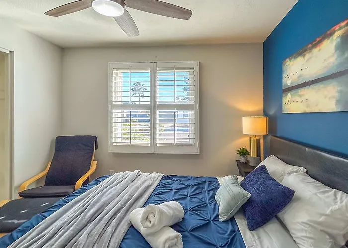 4 Bdr With Gym & Hot Tub * Phoenix
