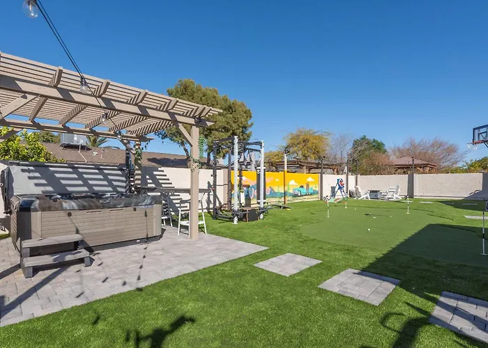 4 Bdr With Gym & Hot Tub Сasa de vacaciones *
